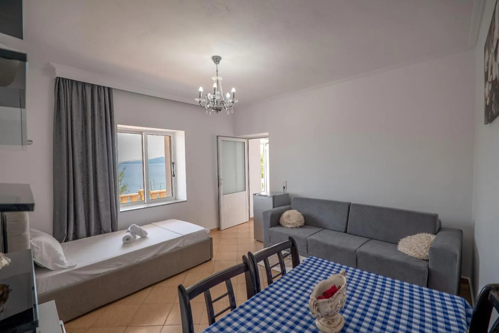 Geart Apartments Sarandë 0*,  Albania